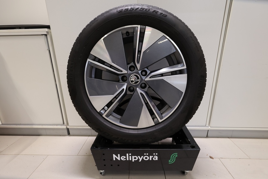 Skoda Enyaq vaihtoauto