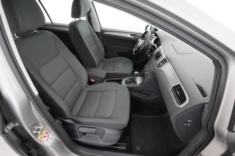 Volkswagen Golf Sportsvan vaihtoauto