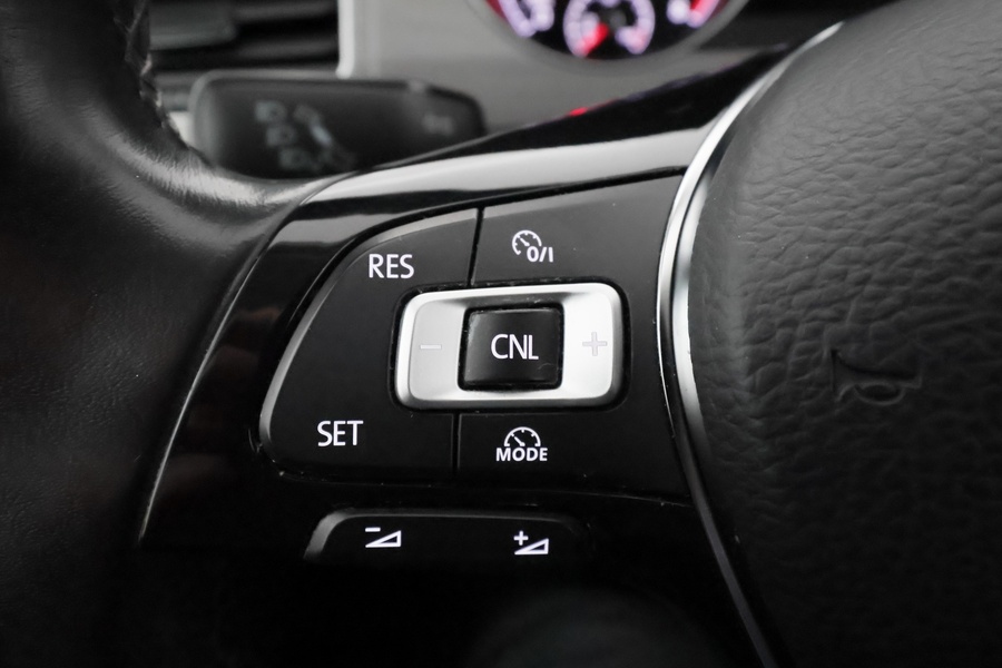 Volkswagen Golf Sportsvan vaihtoauto