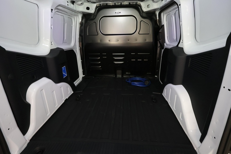 Ford Transit Courier vaihtoauto