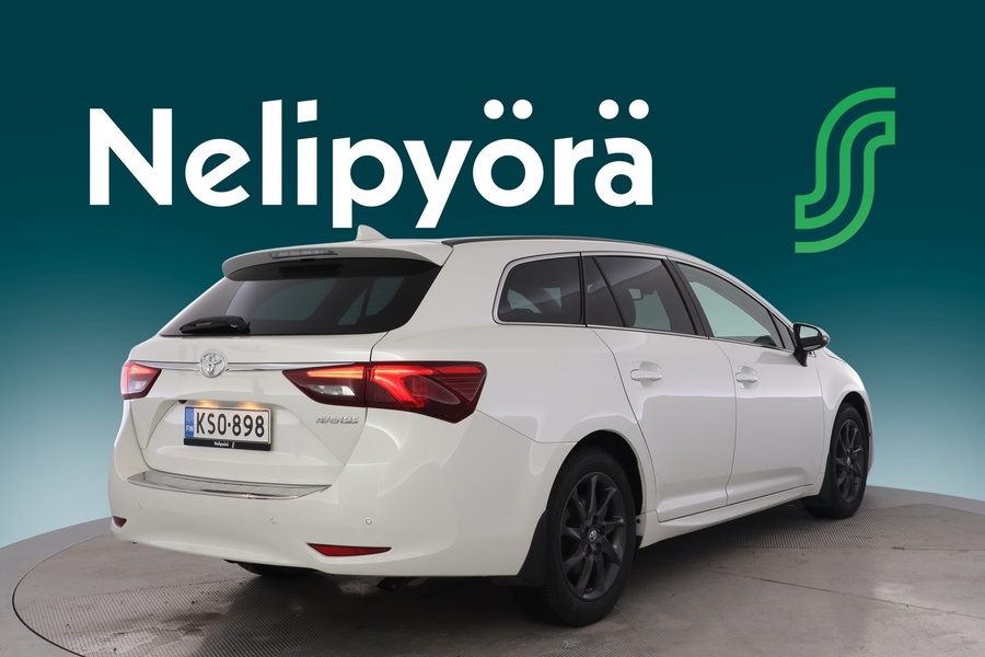 Toyota Avensis vaihtoauto