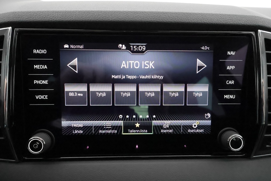 Skoda Karoq vaihtoauto