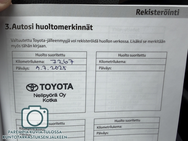 Toyota C-HR vaihtoauto