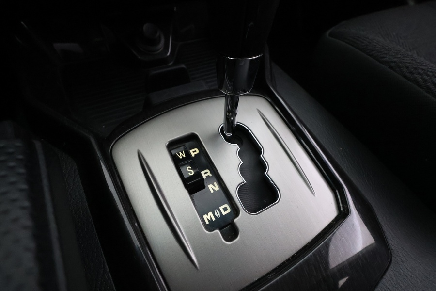 SsangYong Rexton vaihtoauto