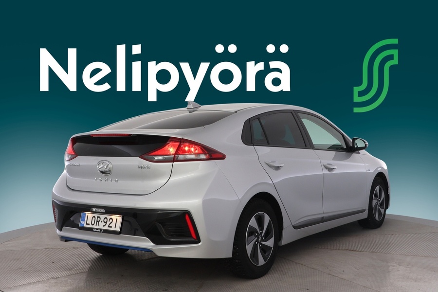 Hyundai IONIQ hybrid vaihtoauto