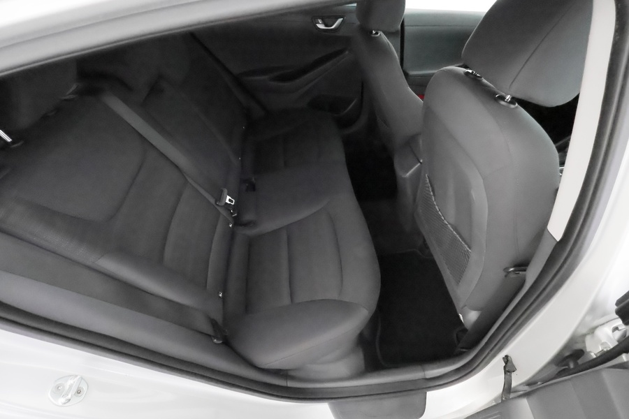 Hyundai IONIQ hybrid vaihtoauto