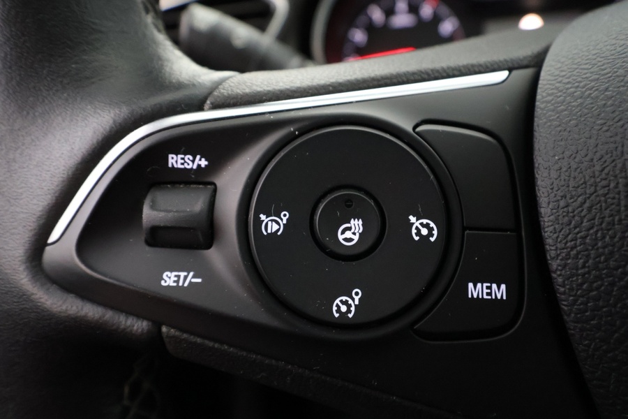 Opel Grandland X vaihtoauto