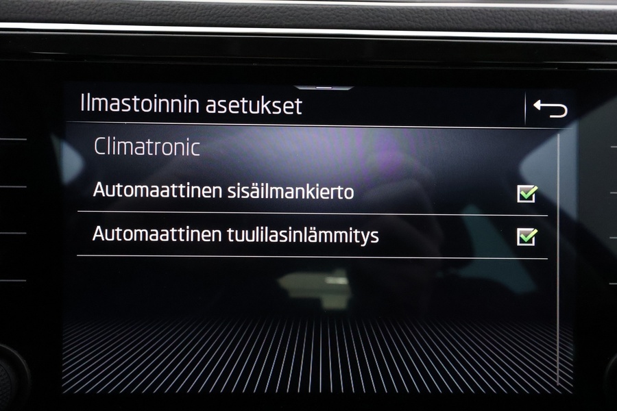 Skoda Superb vaihtoauto