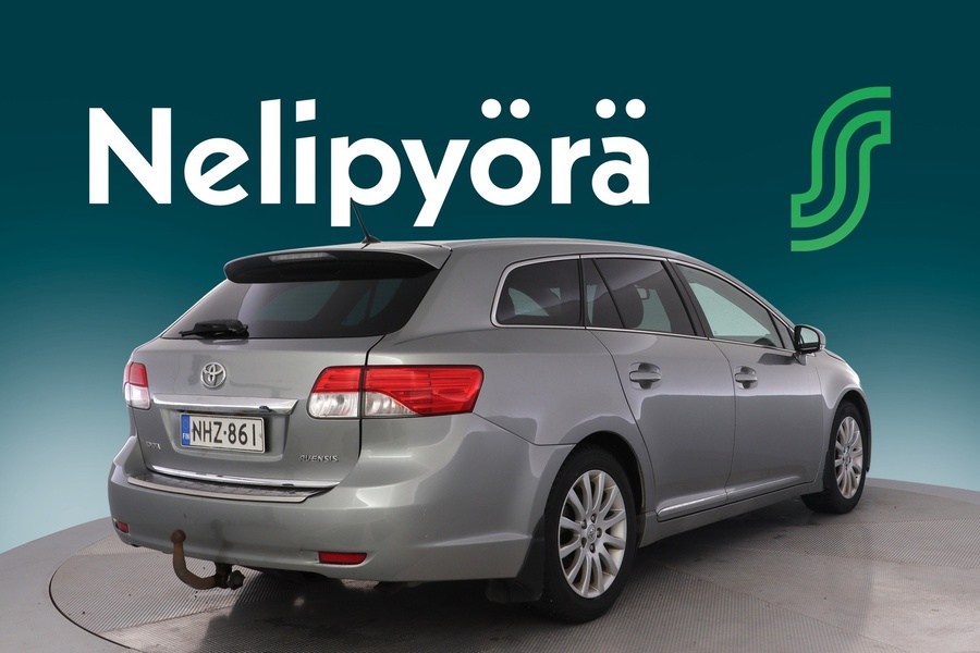 Toyota Avensis vaihtoauto