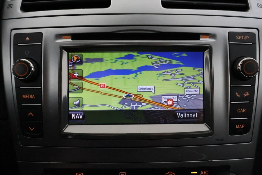 Toyota Avensis vaihtoauto