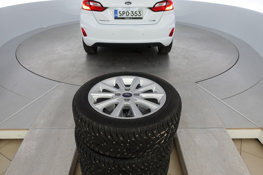 Ford Fiesta vaihtoauto