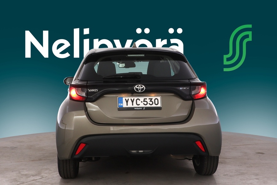 Toyota Yaris vaihtoauto