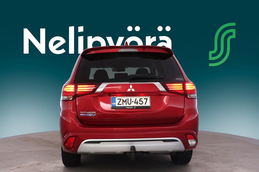 Mitsubishi Outlander PHEV vaihtoauto