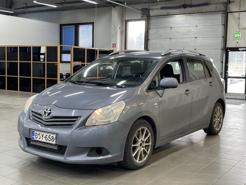 Toyota Verso vaihtoauto