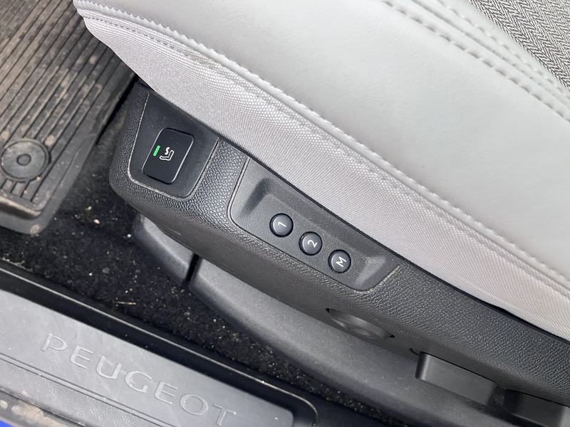 Peugeot 3008 vaihtoauto