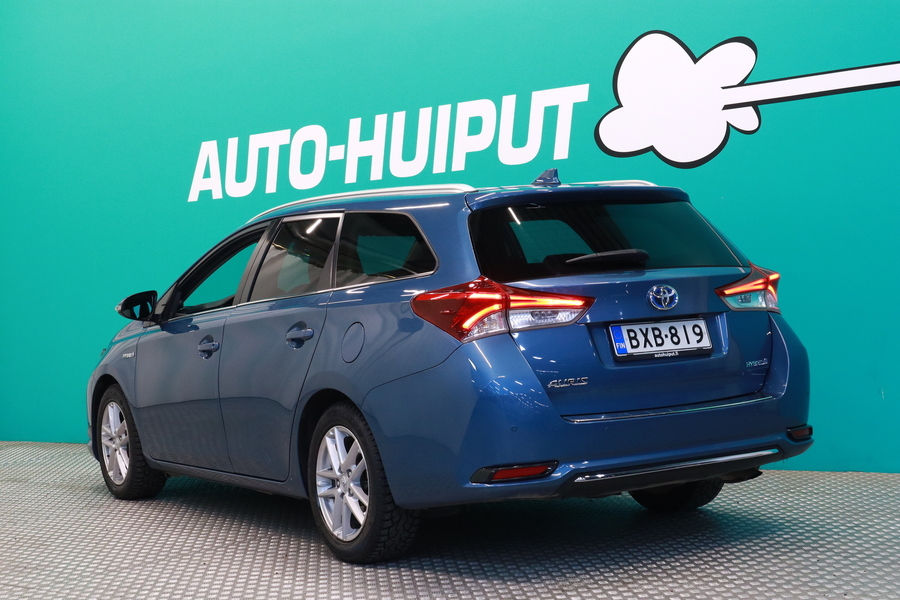 Toyota Auris vaihtoauto