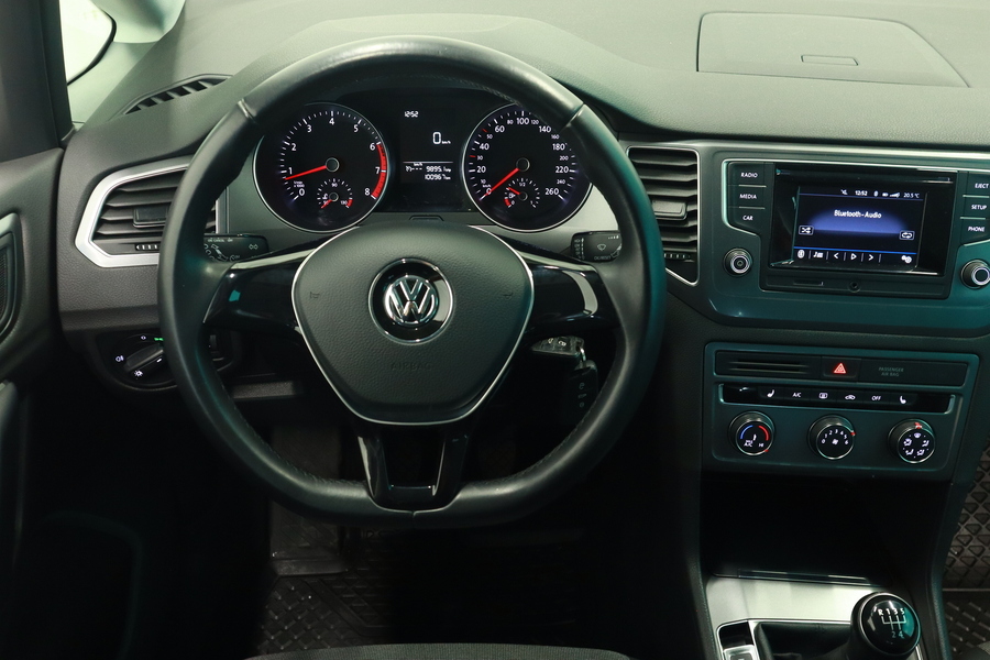 Volkswagen Golf Sportsvan vaihtoauto