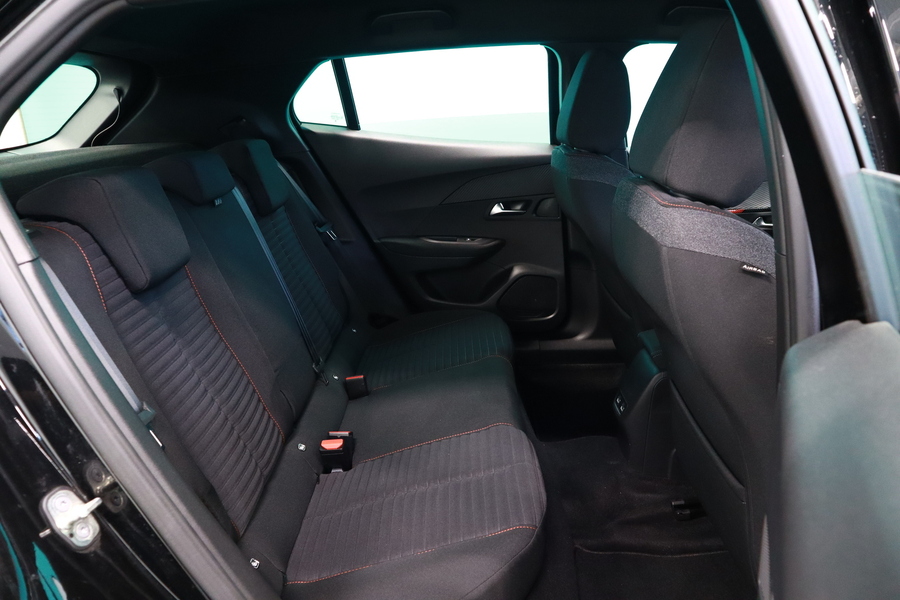 Peugeot e-2008 vaihtoauto