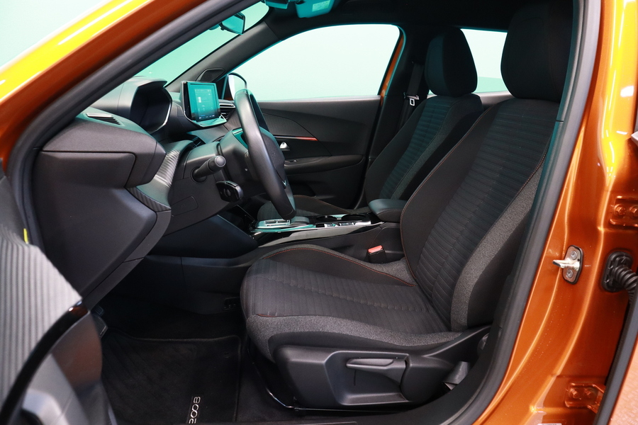 Peugeot e-2008 vaihtoauto