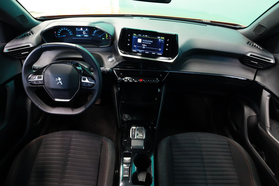 Peugeot e-2008 vaihtoauto