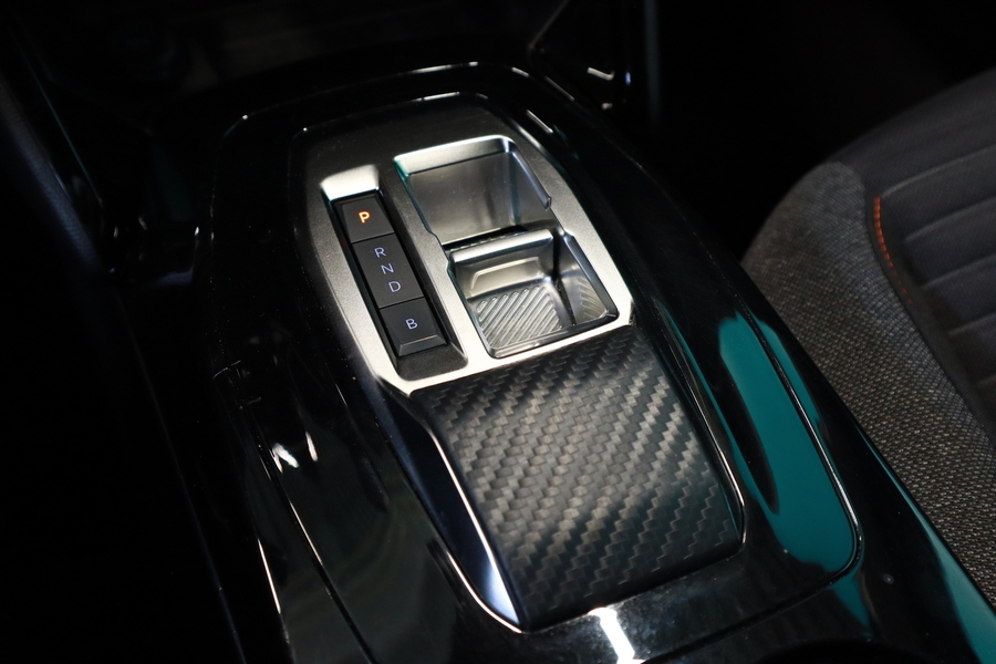 Peugeot e-2008 vaihtoauto