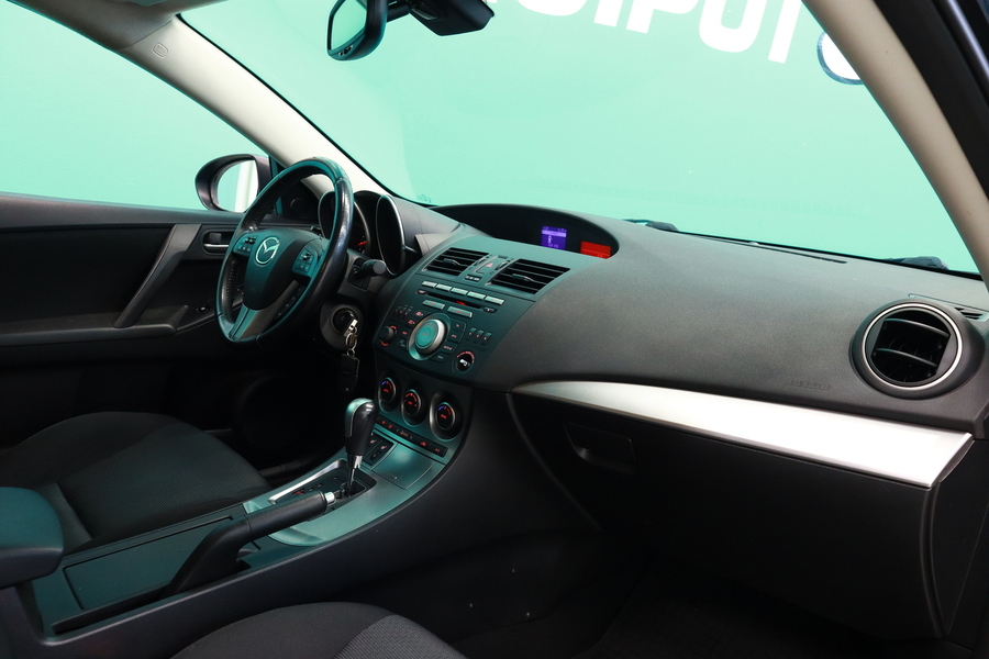 Mazda 3 vaihtoauto