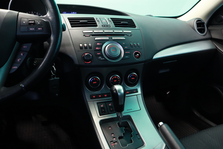 Mazda 3 vaihtoauto