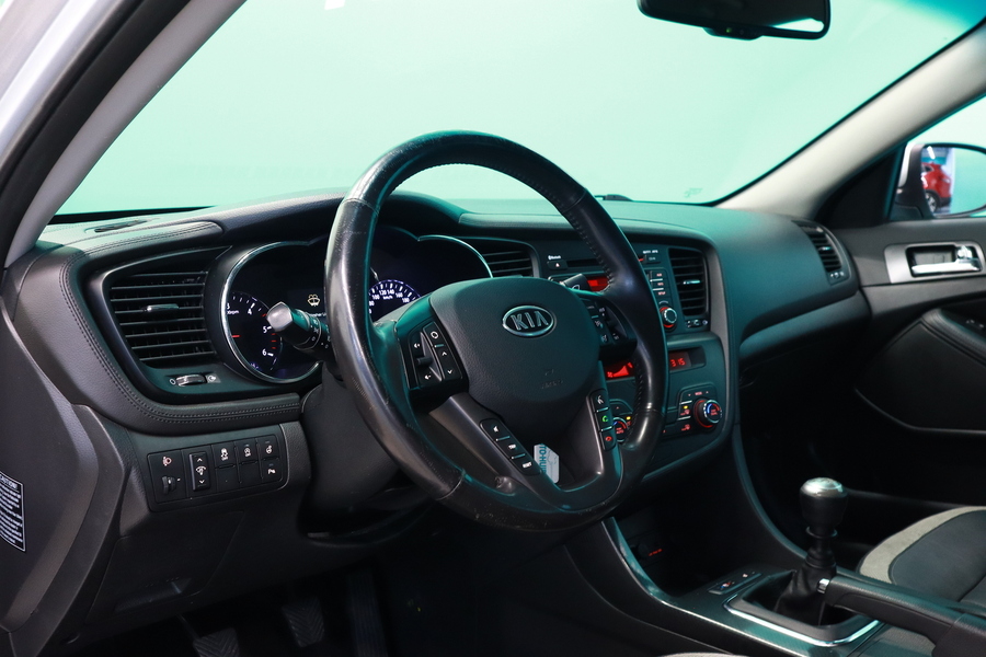 Kia Optima vaihtoauto
