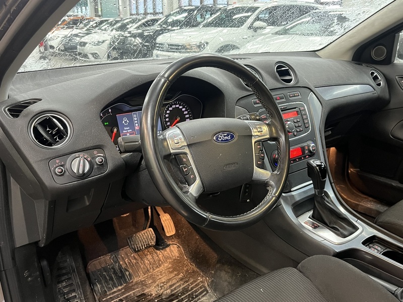 Ford Mondeo vaihtoauto