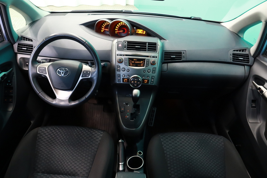 Toyota Verso vaihtoauto