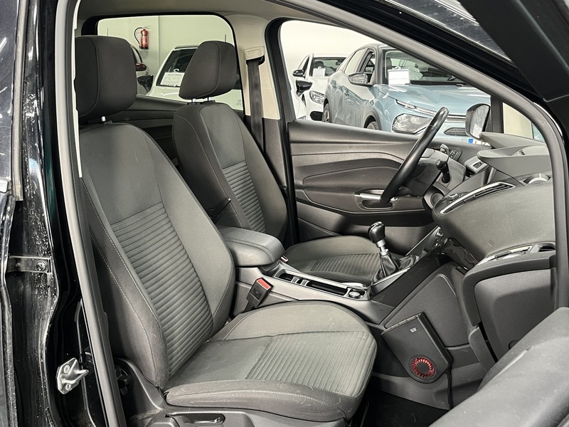 Ford C-MAX vaihtoauto
