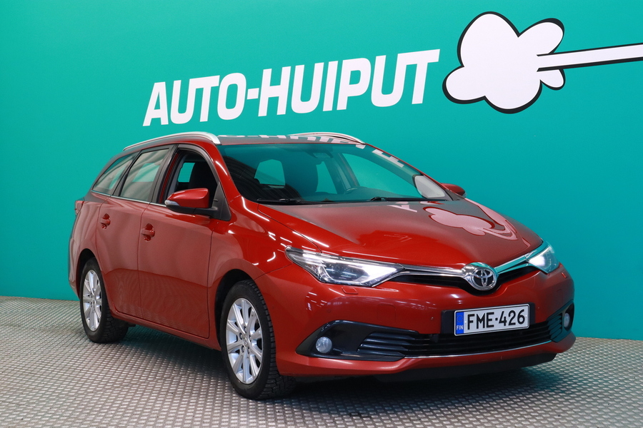 Toyota Auris vaihtoauto