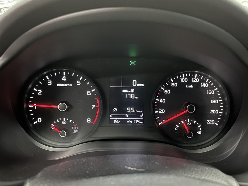 Kia Stonic vaihtoauto