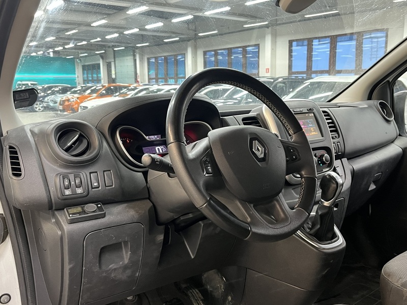 Renault Trafic vaihtoauto