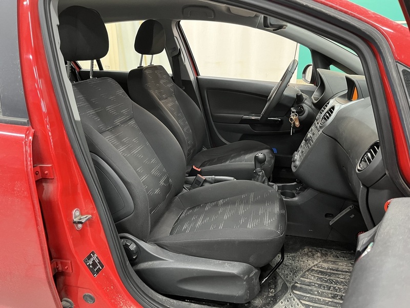 Opel Corsa vaihtoauto