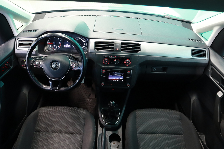 Volkswagen Caddy Maxi vaihtoauto