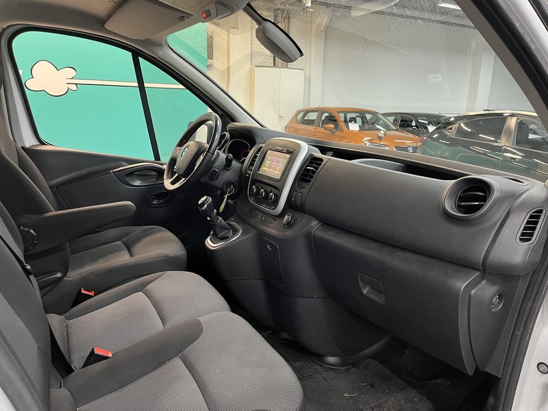 Renault Trafic vaihtoauto