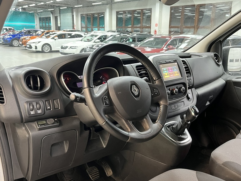 Renault Trafic vaihtoauto