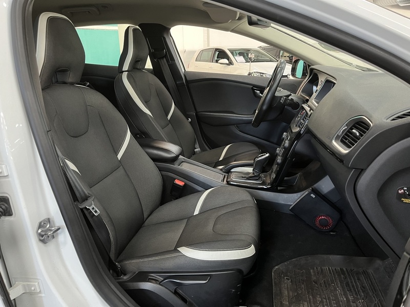 Volvo V40 vaihtoauto