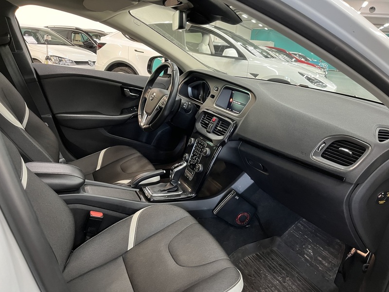 Volvo V40 vaihtoauto