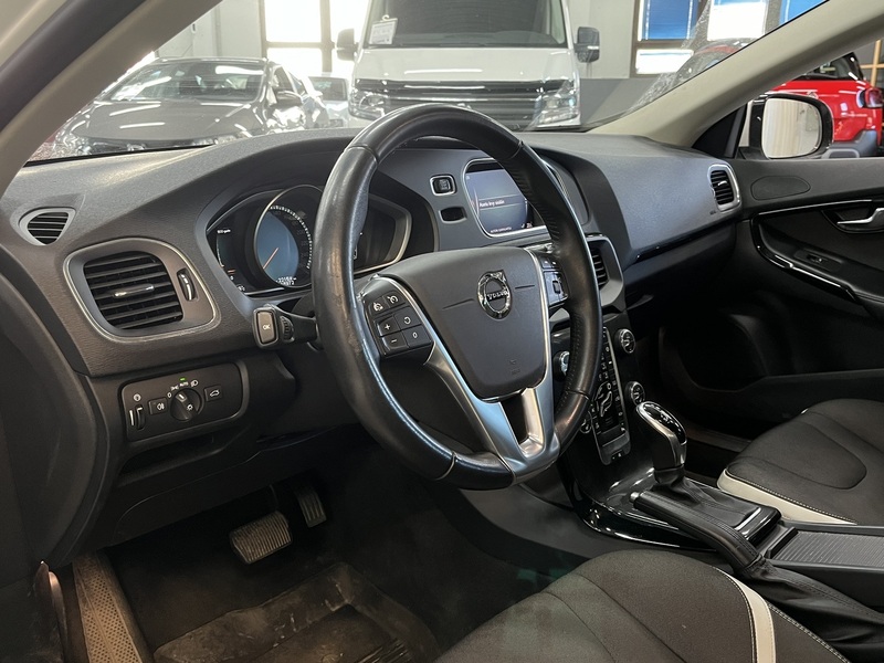 Volvo V40 vaihtoauto