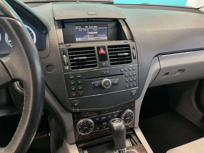 Mercedes-Benz C vaihtoauto