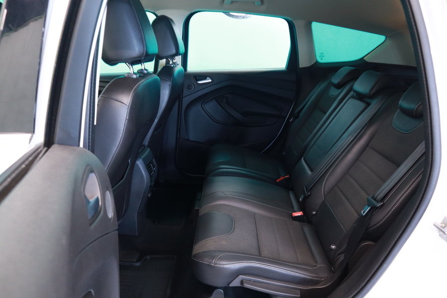 Ford Kuga vaihtoauto