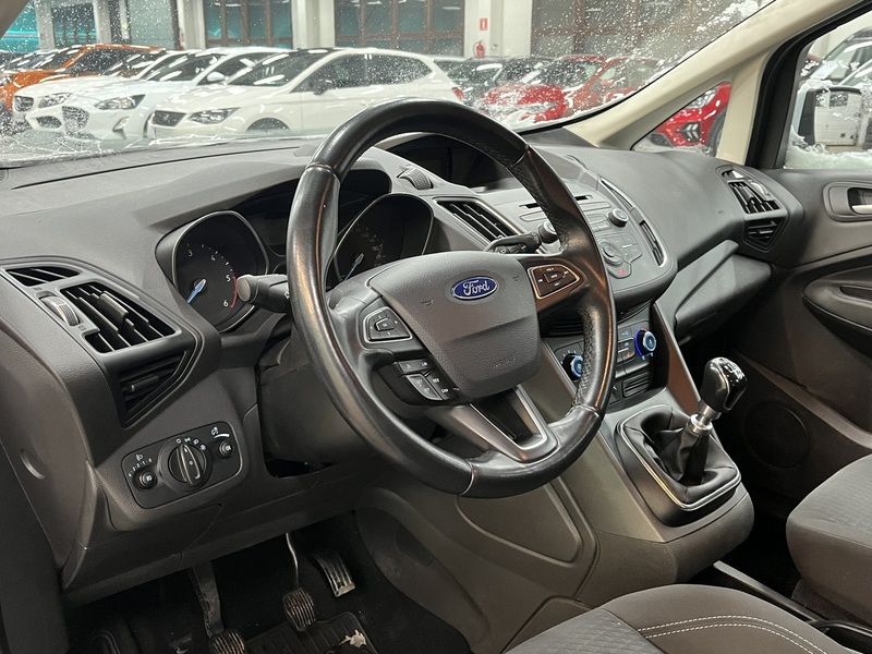 Ford Grand C-MAX vaihtoauto
