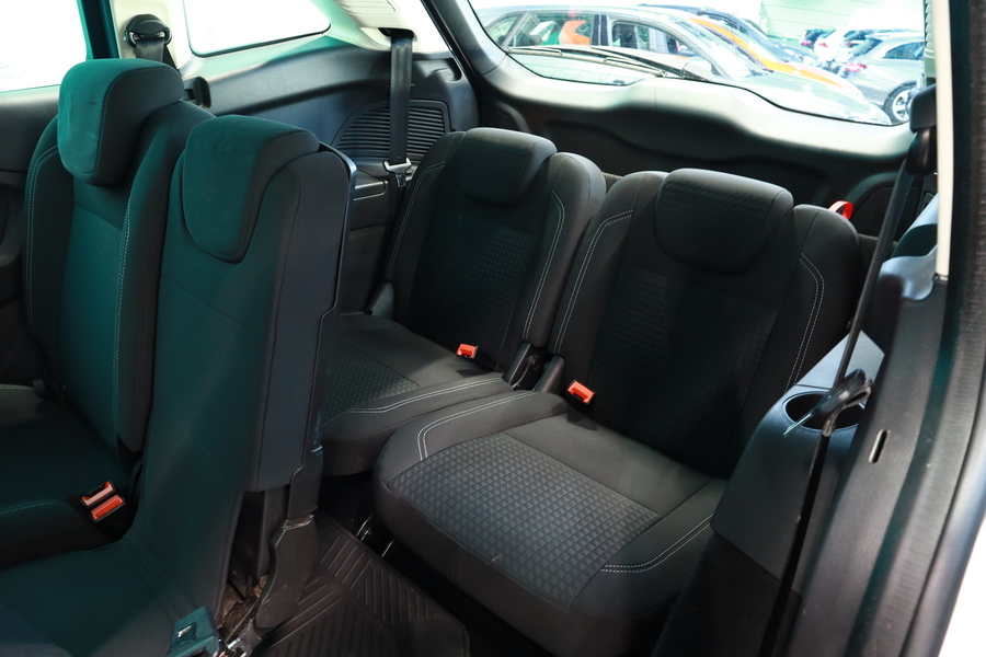 Ford Grand C-MAX vaihtoauto