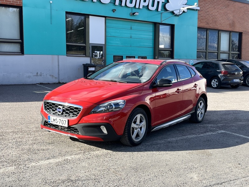 Volvo V40 Cross Country vaihtoauto