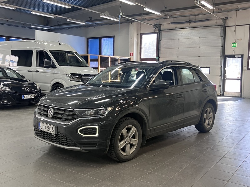 Volkswagen T-Roc vaihtoauto