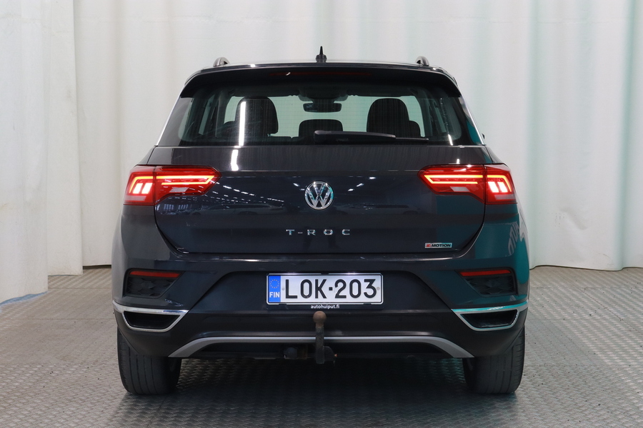 Volkswagen T-Roc vaihtoauto