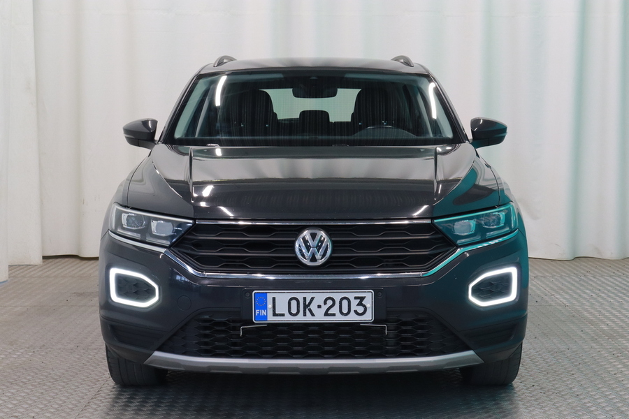 Volkswagen T-Roc vaihtoauto