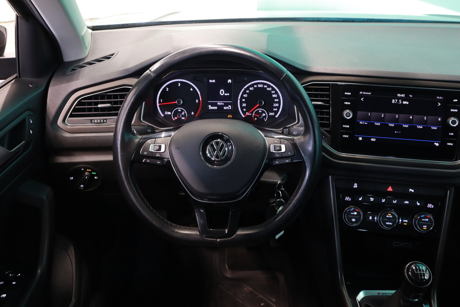 Volkswagen T-Roc vaihtoauto